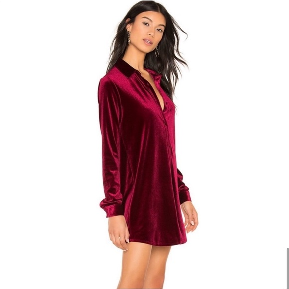 Superdown Vella Velvet Dress in Wine - Picture 2 of 6